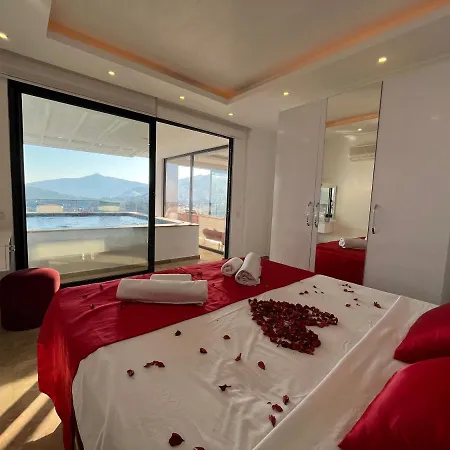 Villa With Sea View And Jacuzzi For 4 People In Kas, Kalkan - Awz 120